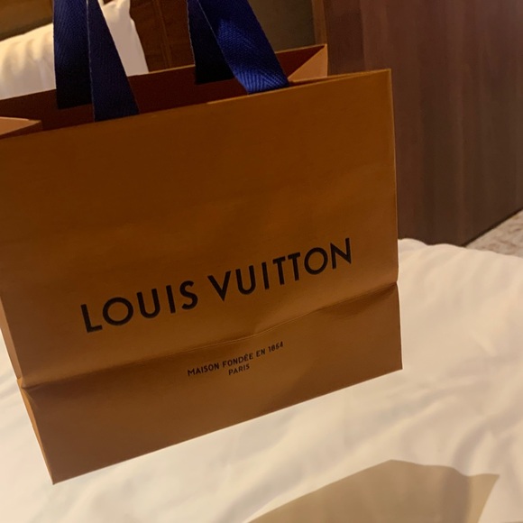 Louis Vuitton Tan Bag with Blue Handles, smaller size, must have for collectors. - Picture 1 of 4